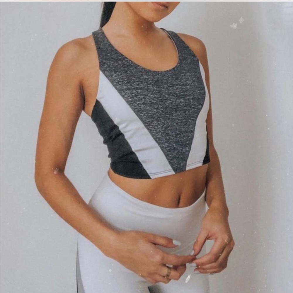 PINK Victoria's Secret Black and White Activewear Bra Top
